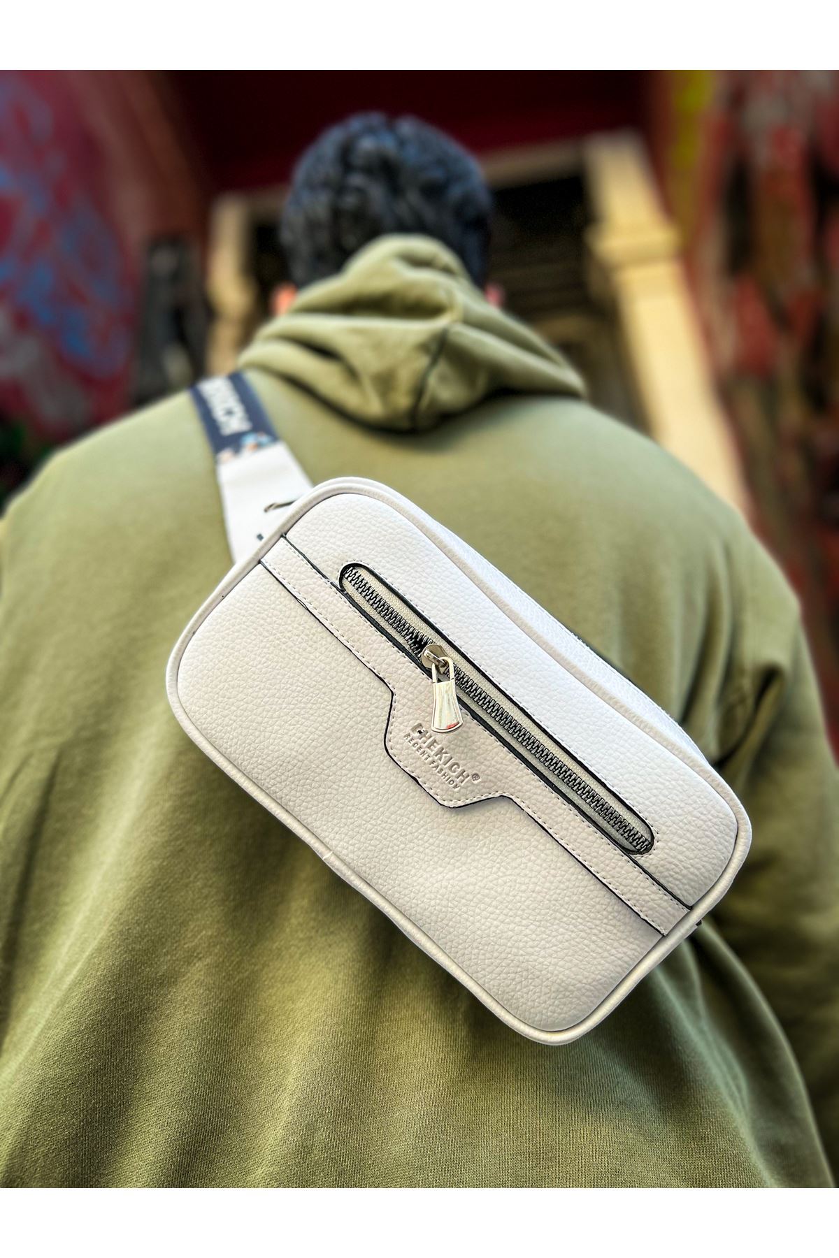 CH101 - Poani Tablet Erkek Çanta BEYAZ