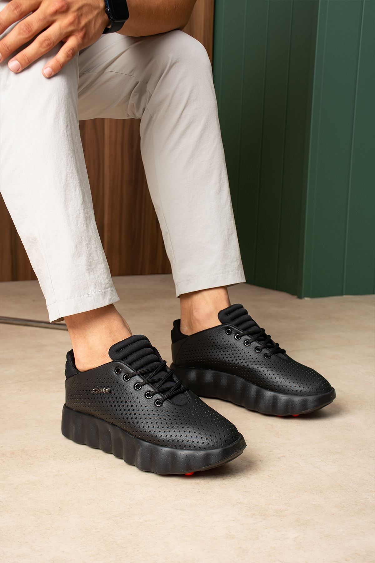 CH2631 - Easy Walk Erkek Ayakkabı DOLARA SIYAH