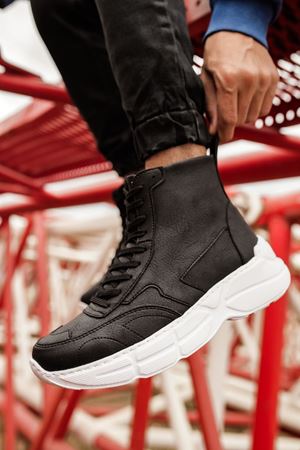 CH077 - BT Erkek Spor Bot SIYAH